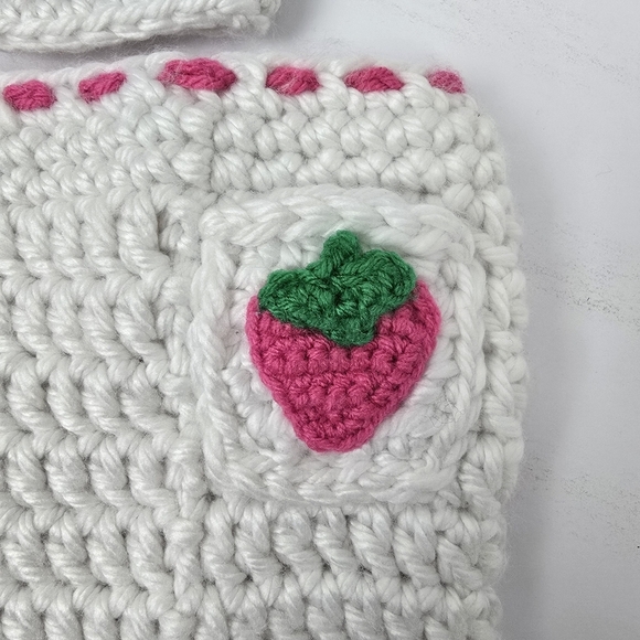 Handmade‎ Girls Matching Strawberry crocheted Set Pink White Baby 0-3 Months - Picture 4 of 8